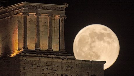 Ίδρυμα Κόνραντ Αντενάουερ: Το νέο έτος θα ξεκινήσει θυελλωδώς για την Ελλάδα