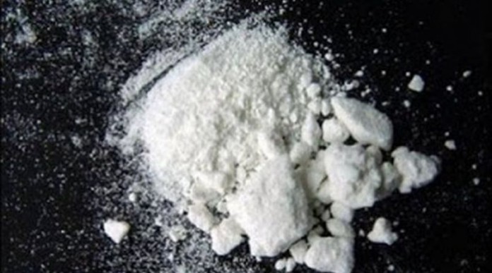 Η αστυνομία ανακάλυψε μισό κιλό κοκαΐνης σε σπίτι 62χρονου