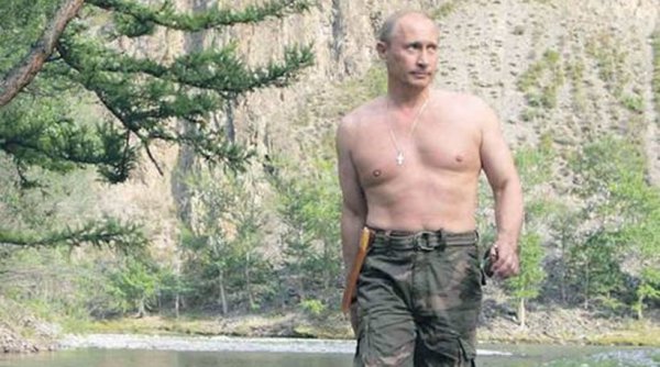 «Leaders Number One»: Το φοράς και μυρίζεις σαν τον… Πούτιν!