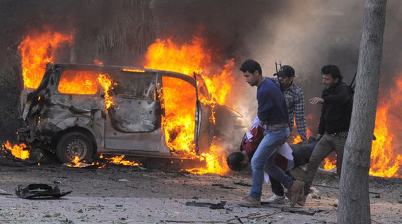 Ισχυρές εκρήξεις συγκλόνισαν τη Δαμασκό