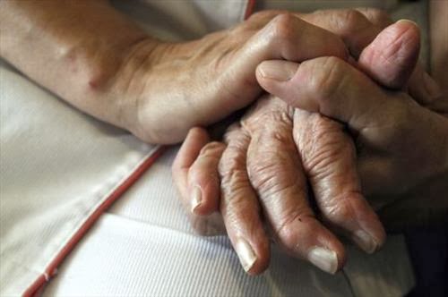 Πάτρα: Υπέκυψε στο νοσοκομείο "409" η 83χρονη που κάηκε προσπαθώντας να ανάψει τη σόμπα
