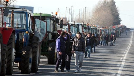 Μετά τις 10 Ιανουαρίου βγαίνουν με τα τρακτέρ στην Εθνική Οδό οι αγρότες!