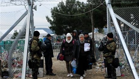 Frontex: Επέκταση  δραστηριοτήτων και  στα χερσαία σύνορα  Ελλάδας-ΠΓΔΜ