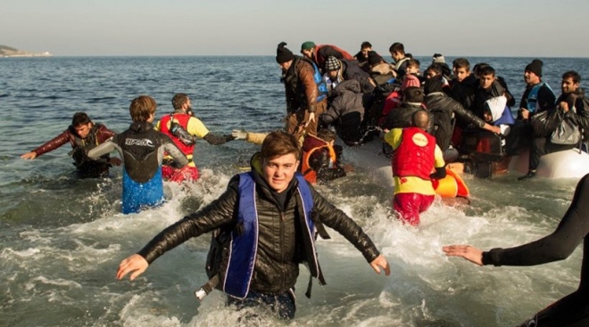 Λέσβος: 8.000 άτομα αποβιβάστηκαν χθες και σήμερα από τις τουρκικές ακτές