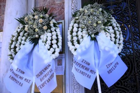 Πάτρα: Θρήνος στην κηδεία της 7χρονης Ελευθερίας Λοτσάρη – Συντετριμμένοι γονείς, συγγενείς και φίλοι