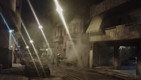 ΕΚΤΑΚΤΟ: Επίθεση με βόμβες μολότοφ στο σπίτι του Φλαμπουράρη