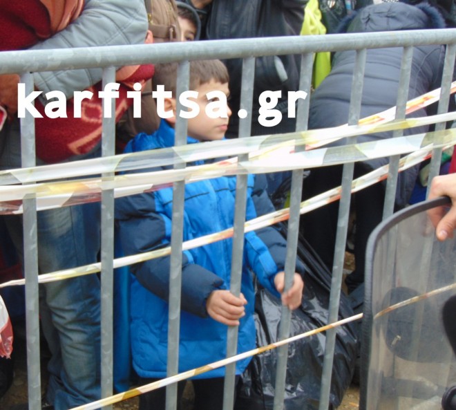 Τα Σκόπια έκλεισαν τα σύνορα για τους πρόσφυγες!