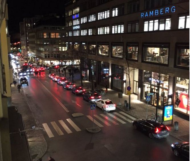 Συναγερμός στη Σουηδία: Ισχυρή έκρηξη σε εμπορικό κέντρο