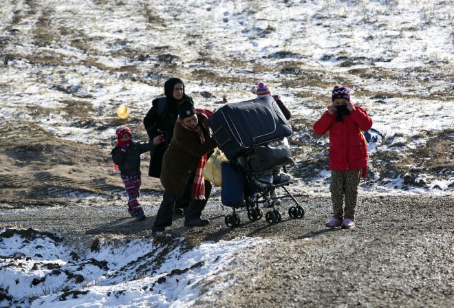 Μόνον σε πρόσφυγες που πηγαίνουν Αυστρία-Γερμανία επιτρέπει διέλευση η Σερβία