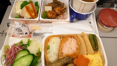 Φαγητό σε πρώτη και οικονομική θέση 17 αεροπορικών εταιρειών! (photos)