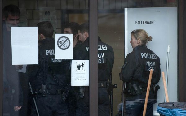 Εφοδος της αστυνομίας σε σπίτια υπόπτων για τρομοκρατία στη Γερμανία