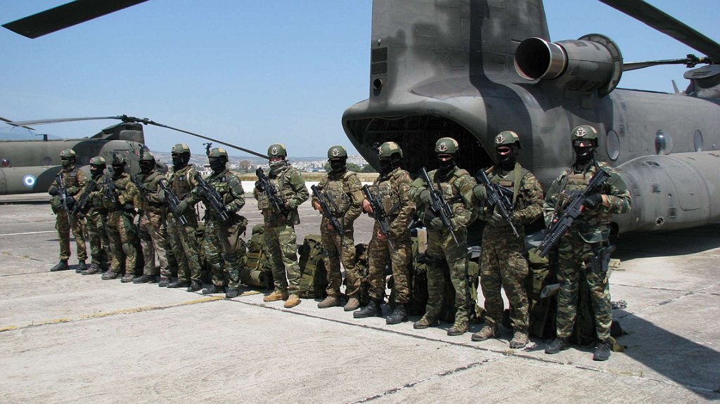 Greek Special Forces :Εμείς κουβαλάμε μαζί μας μόνο το…Θάνατο! (video)