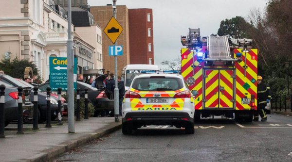 Εισβολή ενόπλων και πυροβολισμοί σε ξενοδοχείο στην Ιρλανδία