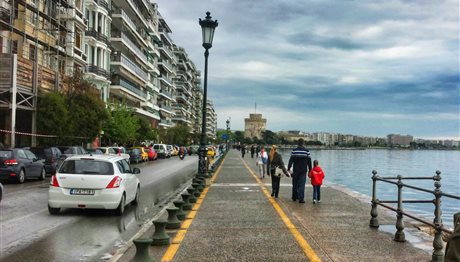 Καιρός στη Θεσσαλονίκη: Πέφτει λίγο η θερμοκρασία, περιμένουμε βροχές!