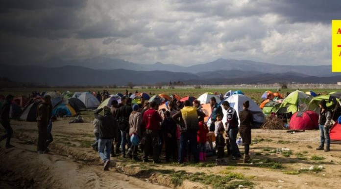 Μας κοροϊδεύουν: Για 50.000 εγκλωβισμένους πρόσφυγες μιλά ο Ερυθρός Σταυρός