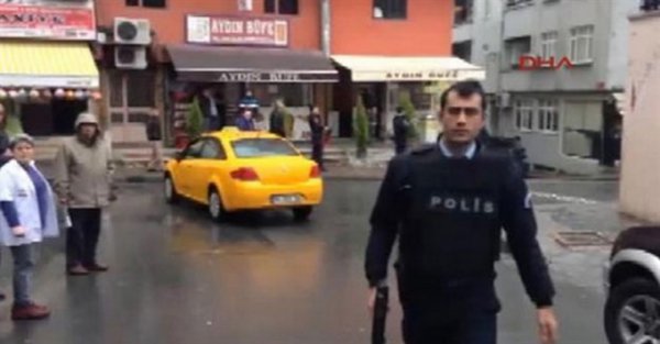 Γυναίκες πυροβόλησαν αστυνομικό στην Κωνσταντινούπολη