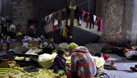 Ακόμη 700 πρόσφυγες στον Πειραιά, 3.070 φιλοξενούνται στο λιμάνι
