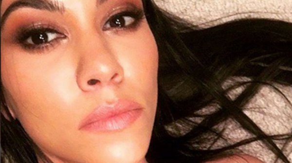 To σeξι «λάθος» της Kourtney Kardashian αναστάτωσε το Instagram (φωτό)