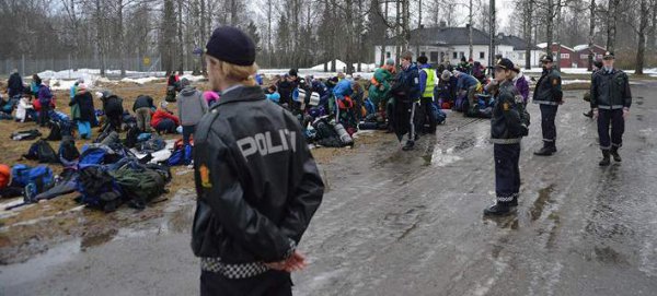 Στη Νορβηγία βάζουν τους έφηβους να ζουν σαν πρόσφυγες για 24 ώρες