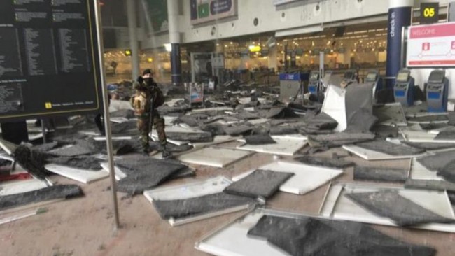 Τρόμος στις Βρυξέλλες: Πολύνεκρη επίθεση στο αεροδρόμιο και σε σταθμούς του μετρό