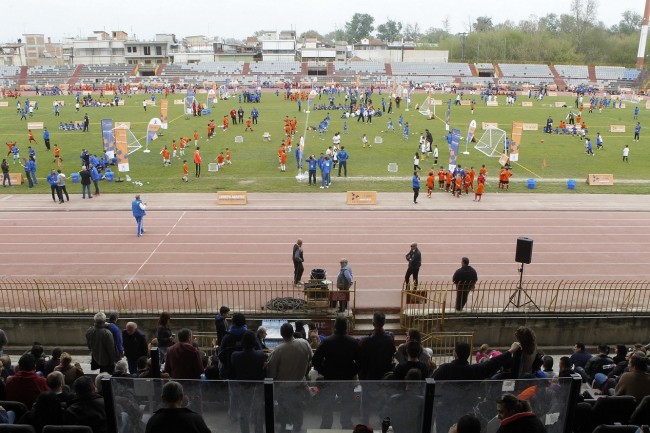 Μεγάλη γιορτή του αθλητισμού στην Λάρισα με τη συμμετοχή 860 παιδιών