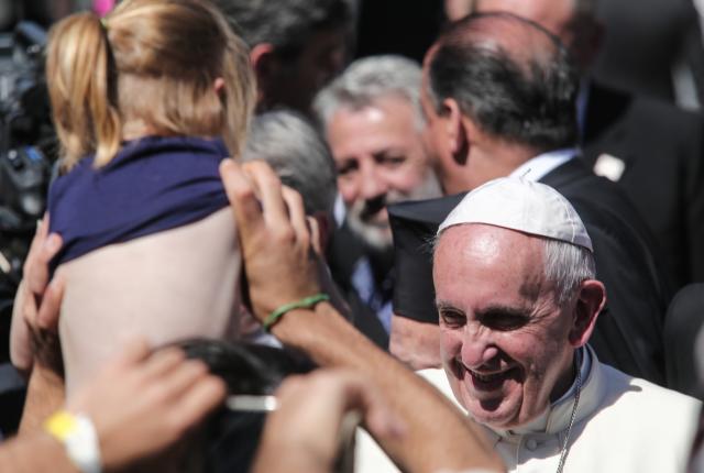 Ο Πάπας έφυγε, τα προβλήματα στο προσφυγικό μένουν