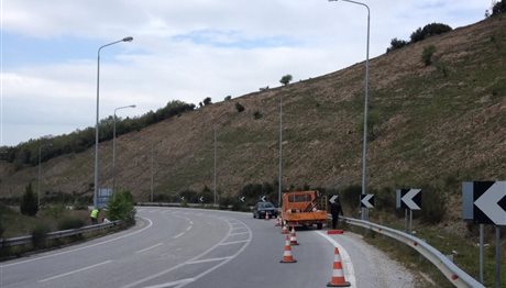 Χαλκιδική: «Αλλάζουν τα φώτα» στους κόμβους του οδικού δικτύου! (φωτο)