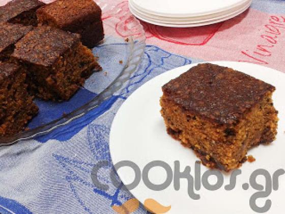 Η συνταγή της Ημέρας: Νηστίσιμο κέικ με σταφίδες