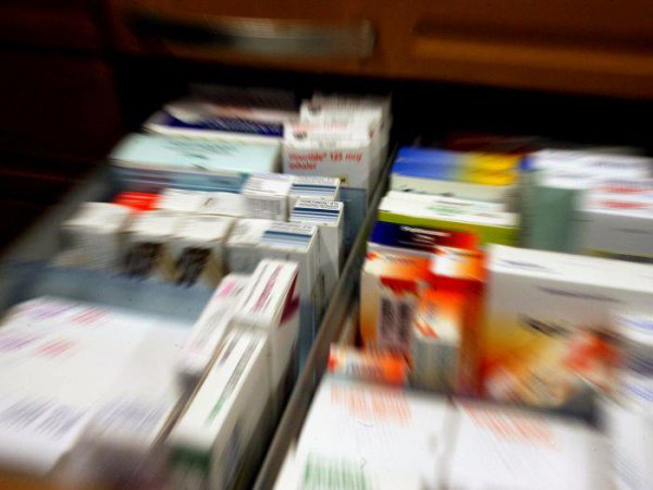 Διευκρινίσεις για τη φαρμακευτική κάλυψη ανασφάλιστων και απόρων ζητά ο ΠΦΣ