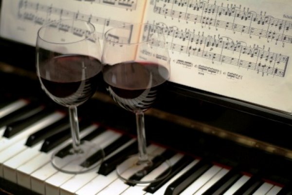 Μπορεί η μουσική να κάνει την γεύση του κρασιού καλύτερη;