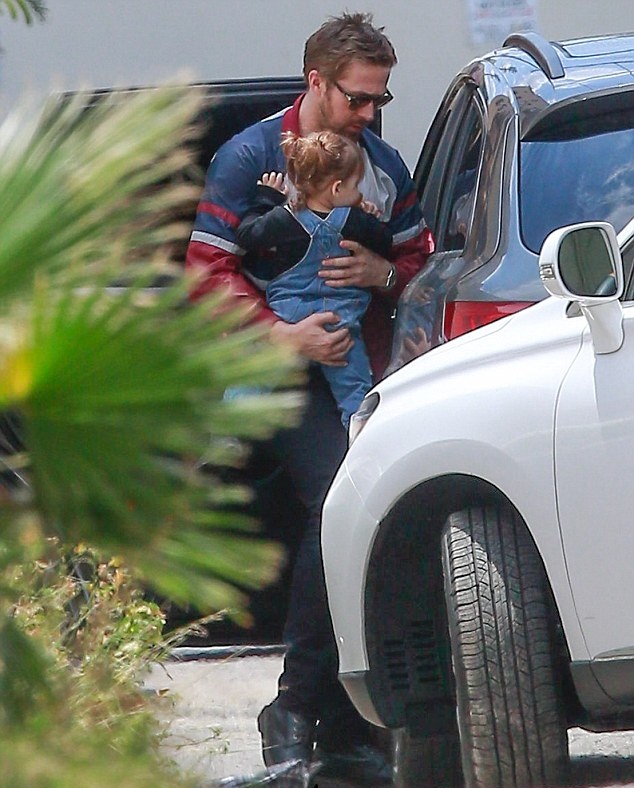 Ryan Gosling -Eva Mendes: Δεν το έμαθε κανείς ότι έγιναν ξανά γονείς