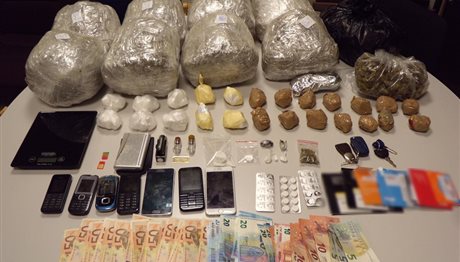 Διεθνές κύκλωμα έβαζε και πουλούσε ναρκωτικά στη Θεσσαλονίκη – ΦΩΤΟ