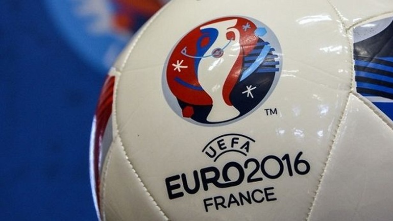 Οι 18 διαιτητές της τελικής φάσης του Euro 2016