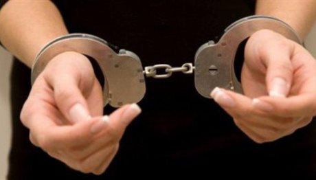 Θεσσαλονίκη: Σύλληψη 36χρονης για εκβίαση, απάτη και απόπειρα υπεξαίρεσης
