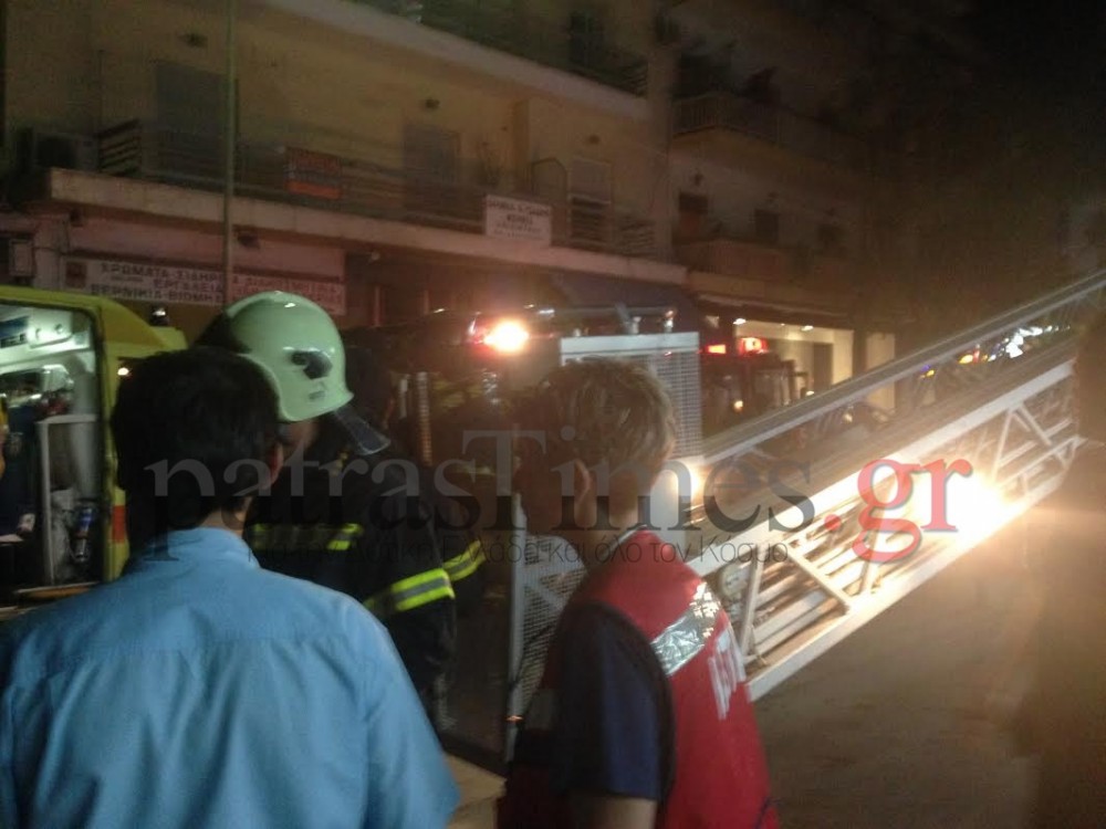 Πάτρα: Φωτιά σε υπόγειο πολυκατοικίας – Κινδύνευσαν επτά άνθρωποι