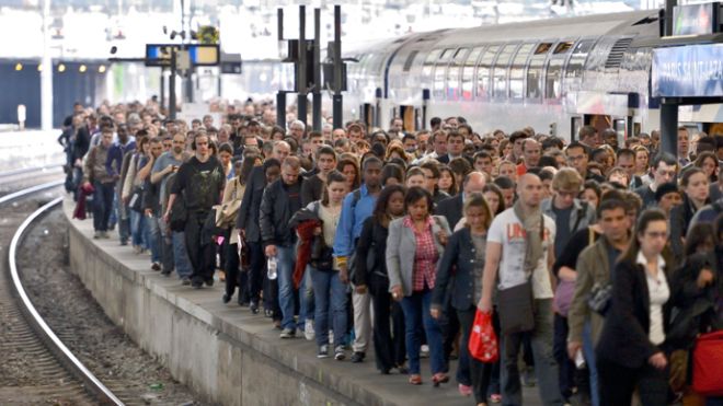 Απεργία διαρκείας στους γαλλικούς σιδηρόδρομους λίγο πριν το Euro 2016