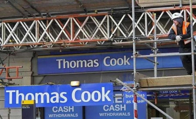 H Thomas Cook ανέστειλε τις online συναλλαγματικές συναλλαγές