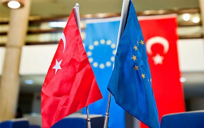 Παραδοχή Τούρκου υπουργού ότι δεν θα τηρηθεί η προθεσμία για την κατάργηση της βίζας