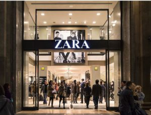 Οι πιο άνετες και μοδάτες παντελόνες από τα Zara με λιγότερα από 20 ευρώ!