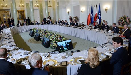 Σύνοδος ΝΑΤΟ: Οικοδόμηση συνεργασίας με τη Ρωσία ζήτησε ο Αλ. Τσίπρας