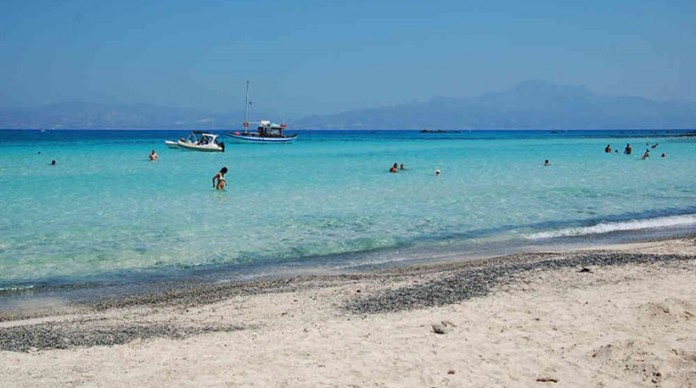 Κρήτη: Περιπέτεια για 21 επιβάτες – Το πλοίο έμπαζε νερά