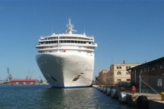 Θεσσαλονίκη: «Κρύβει» το λιμάνι σήμερα το κρουαζιερόπλοιο «Rapsody of the Seas»