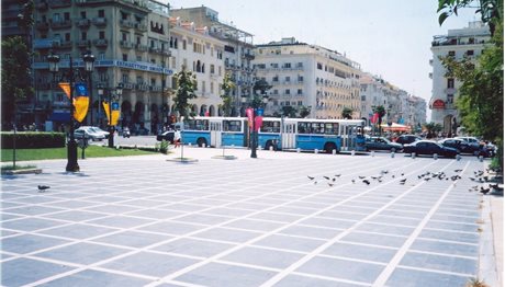 Θεσσαλονίκη ΤΩΡΑ: Κλειστή η Εγνατία λόγω συγκέντρωσης στο κέντρο