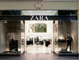Απόκτησε chic look με τα πιο στιλάτα μπλουζάκια των Zara σε τιμές που δεν φαντάζεσαι!