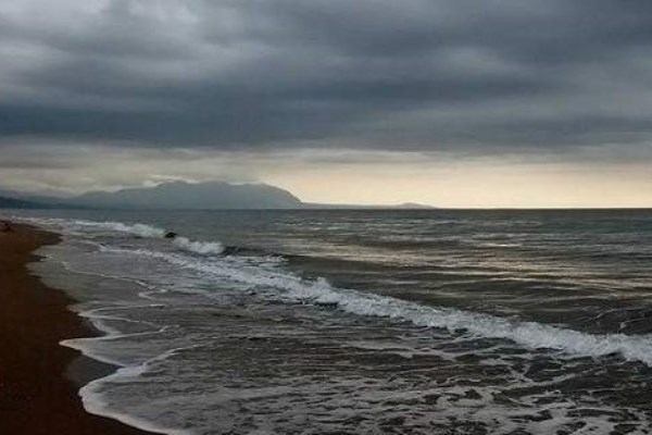 Καταιγίδες και βόρειοι άνεμοι στην Θεσσαλία σήμερα και αύριο