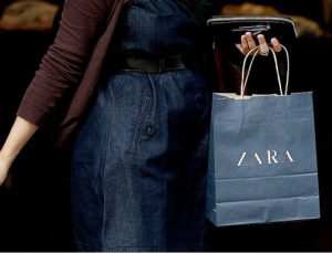 Οι ολόσωμες φόρμες συνεχίζουν να είναι must! Διάλεξε τις καλύτερες των Zara σε μοναδικές τιμές