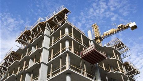 ΕΛΣΤΑΤ: «Βουτιά» 31,5% στις νέες οικοδομικές άδειες