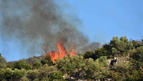 Σε εξέλιξη δύο πυρκαγιές στην Αιτωλοακαρνανία
