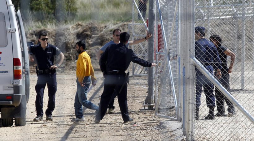 Οι ελληνικές αρχές επαναπροώθησαν 1.204 μετανάστες τον Ιούλιο