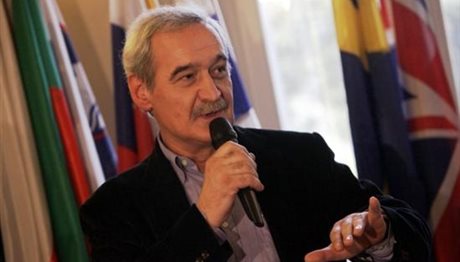 Νίκος Χουντής: «Υπάρχει  συμφωνία να κάνουν  το Μνημόνιο  συνταγματική δέσμευση»